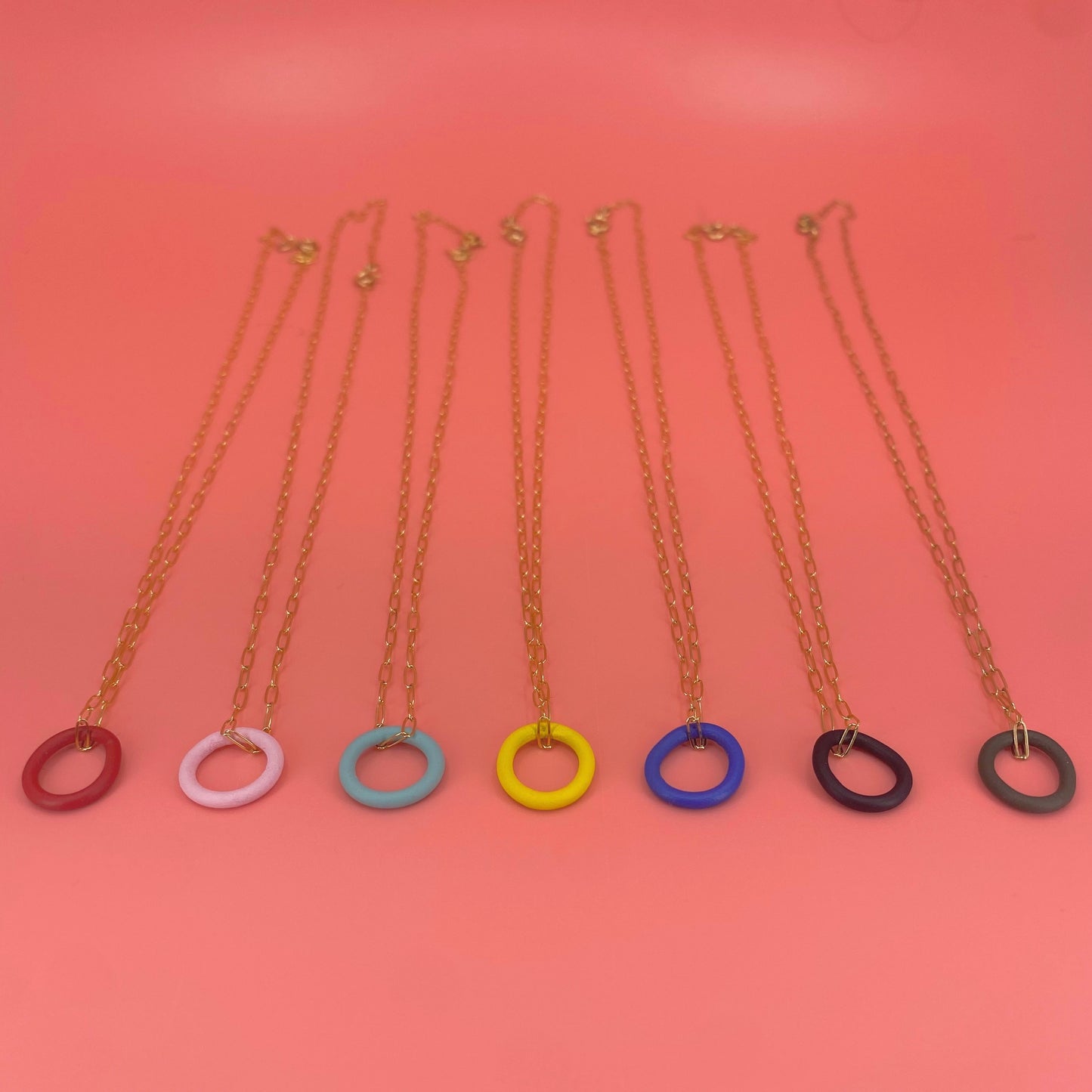 Circle Pendant (gold chain)