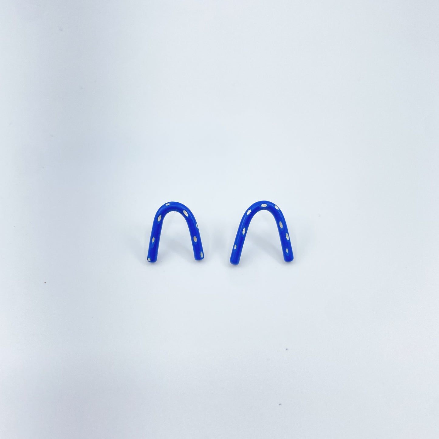 Arch Earrings